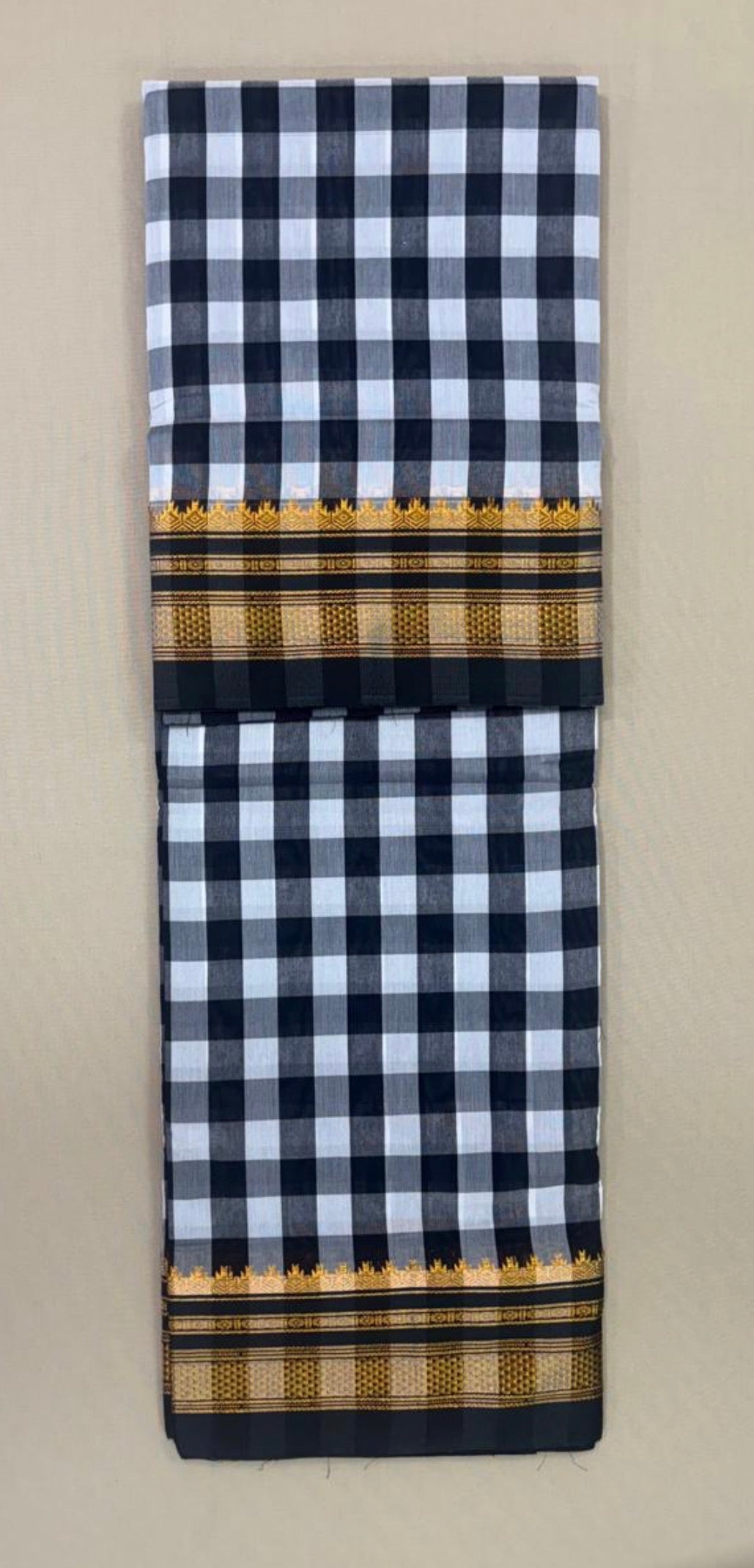 Narayanpeth - ilkal-Beauty in black and white (Big Checks) | Powerloom