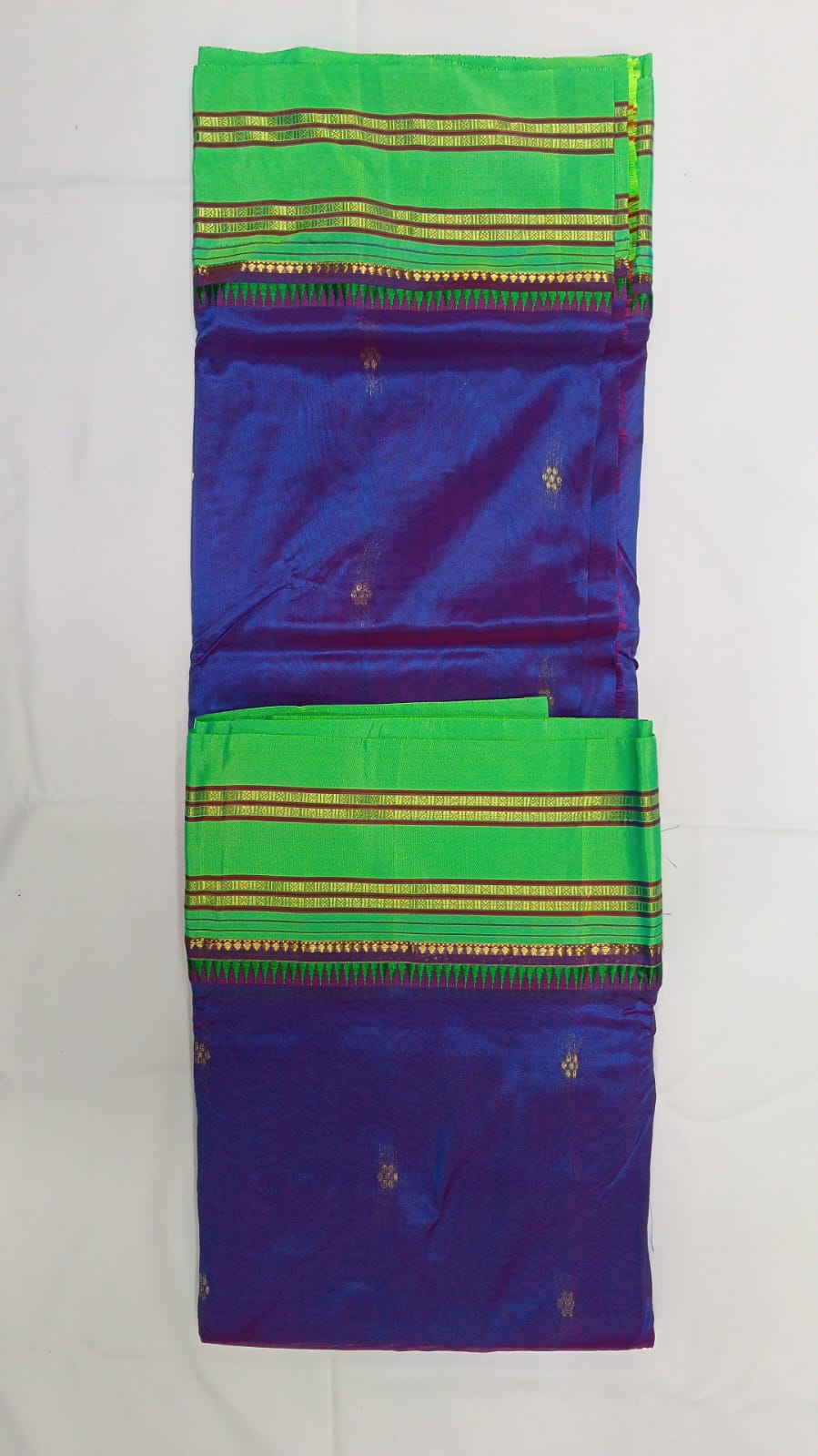 NarayanPeth Yeola Kinara Paithani | Powerloom